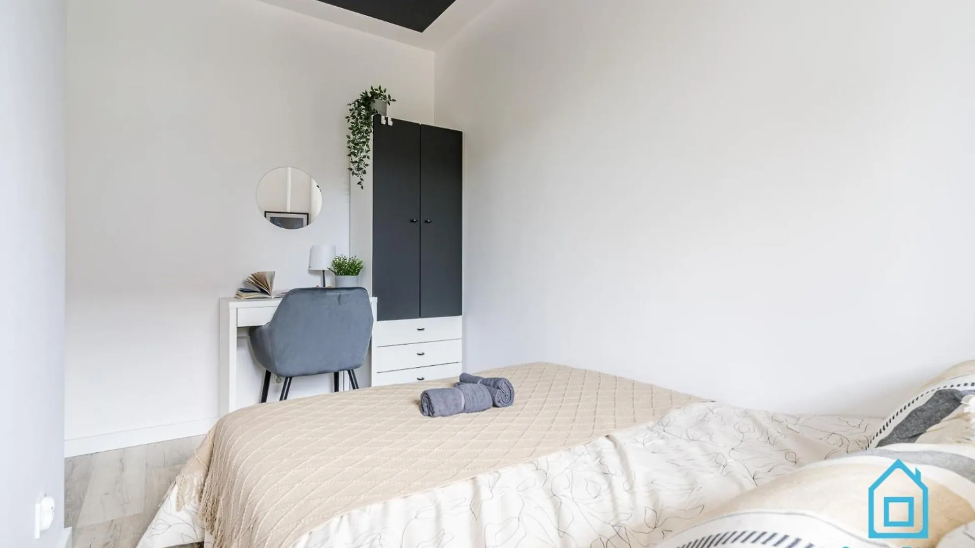 Daisy Room Gdansk Homestay